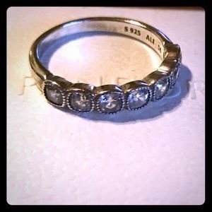 Pandora Alluring Cushion Ring size 7 or 54